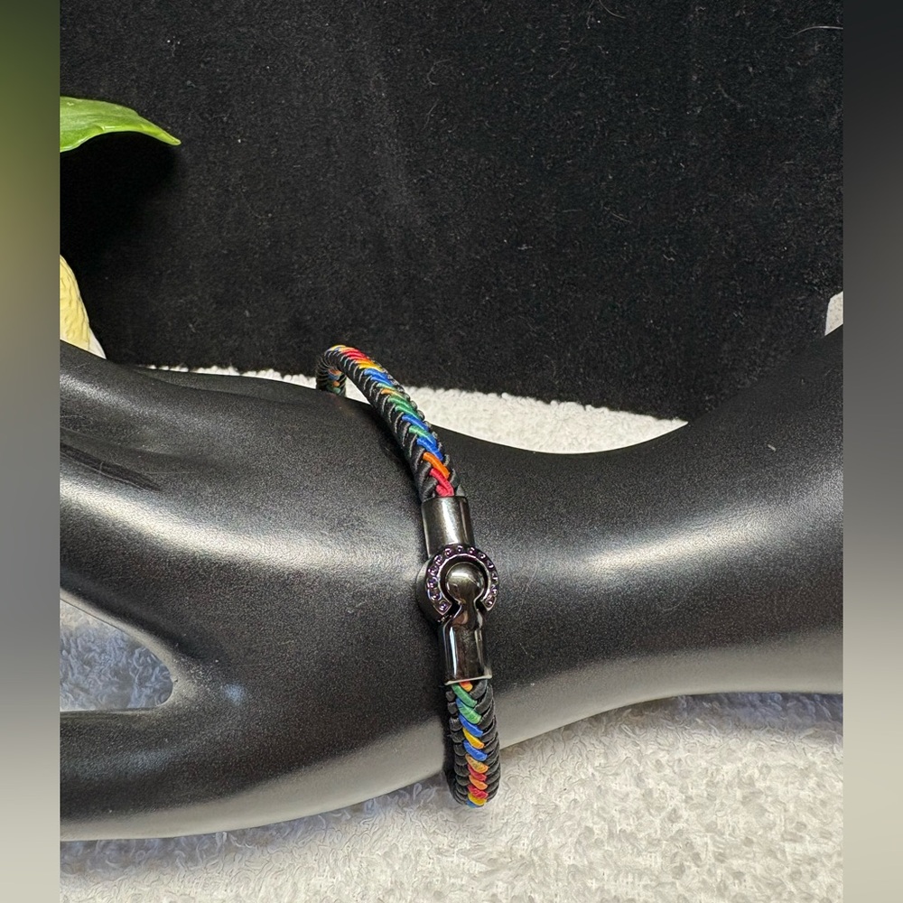 Unisex Multi color Braided Bracelet with black metal magnetic Clasp